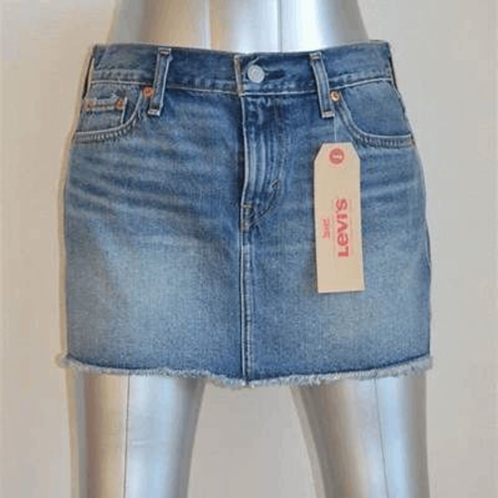 NEW Womens 30 LEVIS Authentic Denim Mini Skirt Nouveau Indigo 325740012 Blue